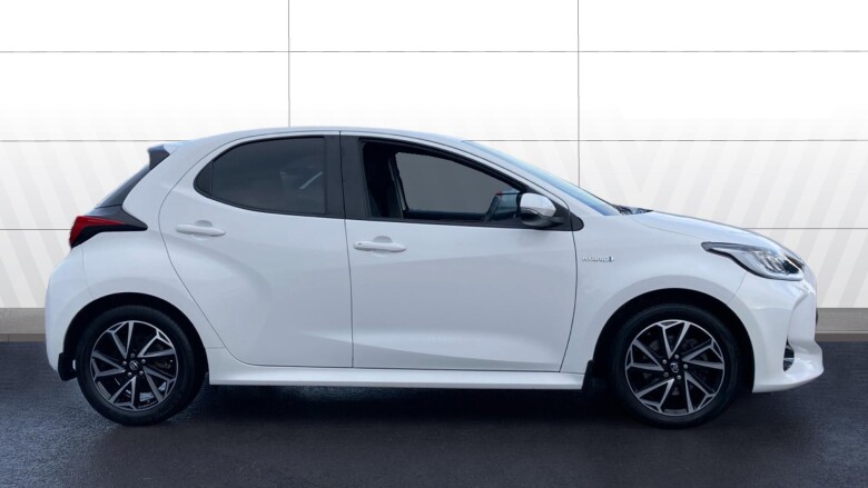 Toyota Yaris 1.5 Hybrid Design 5dr CVT Hybrid Hatchback